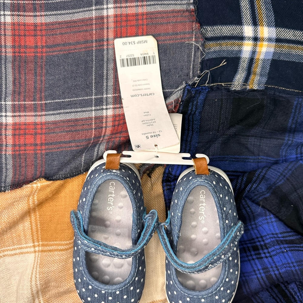 Carters shoes - Picture 3 of 4